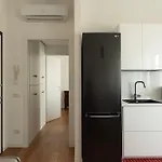 Youhosty - Soderini 25 Apartamento Milão